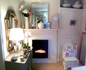 living-room-Alms-house-retirement-housing-with-Cheltenham-Family-Welfare-Association-almshouses